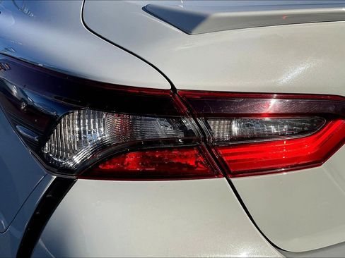 Used 2022 Toyota Camry SE image 28