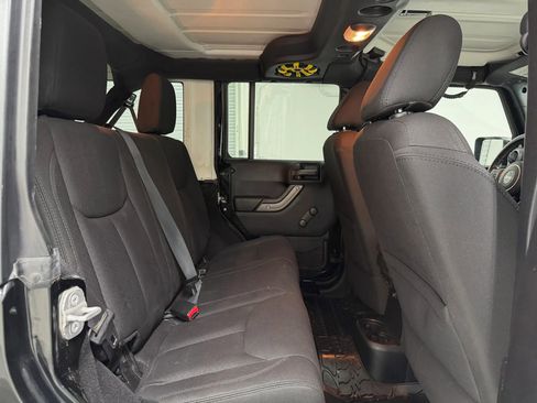 Used 2014 Jeep Wrangler Unlimited Sport AWD/4WD image 15
