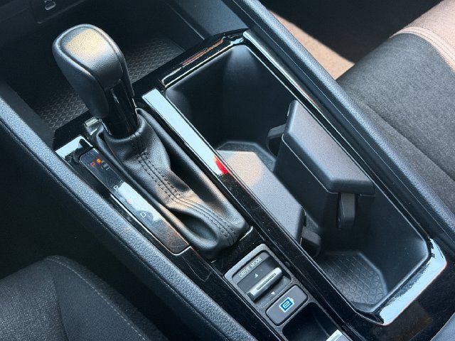 Used 2024 Honda Accord Sport image 12