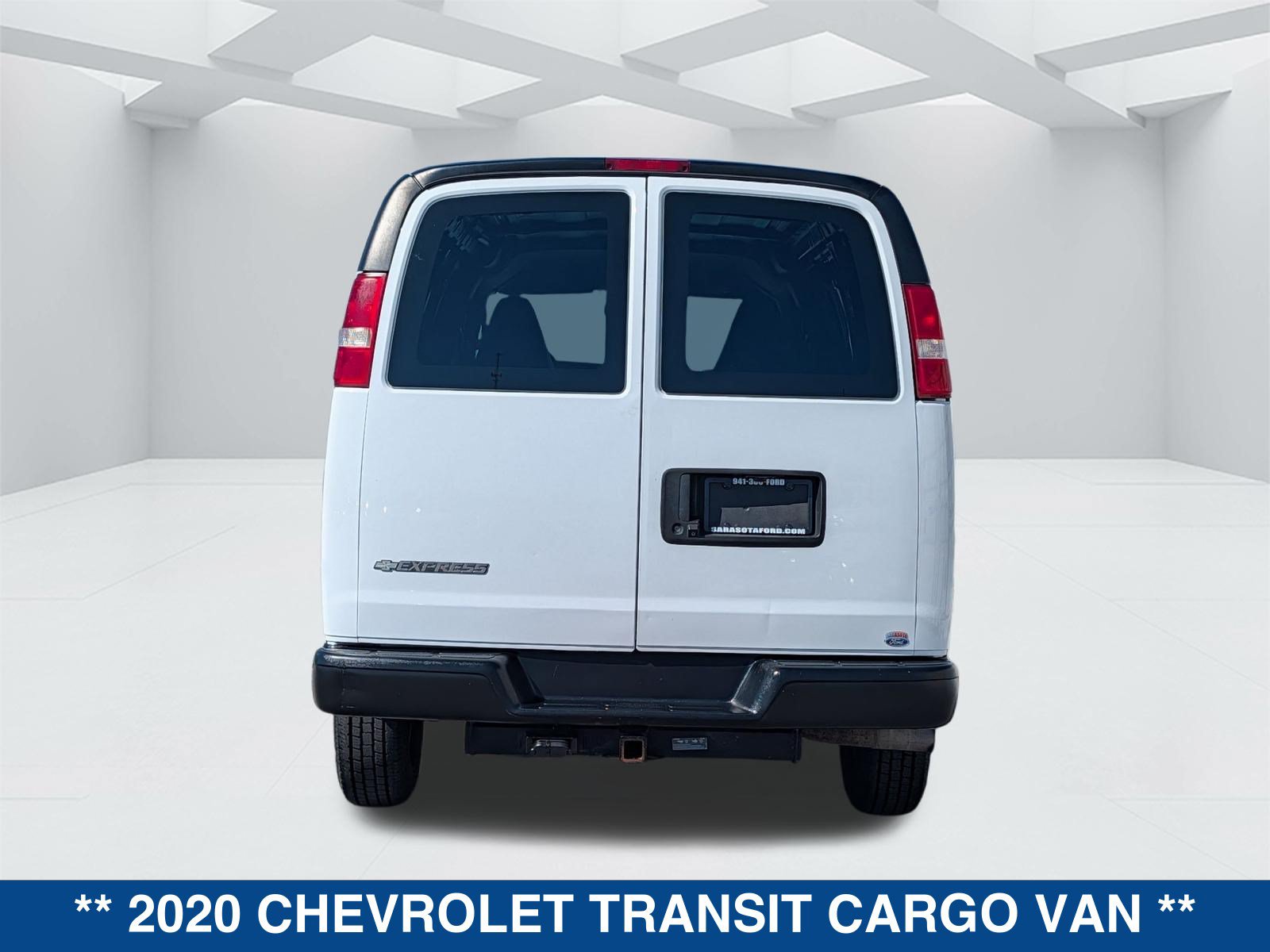 Used 2020 Chevrolet Express 2500 w/ Driver Convenience Package RWD image 6