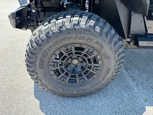 New 2026 Jeep Wrangler Unlimited Sport AWD/4WD image 9