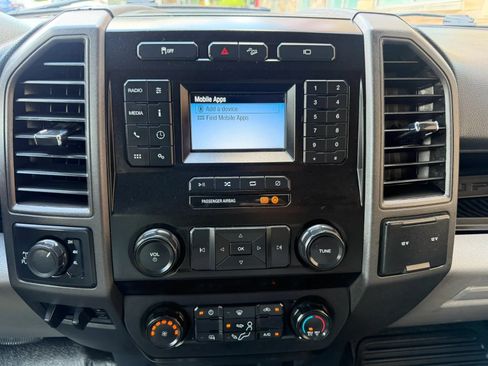 Used 2022 Ford F250 XL w/ Power Equipment Group AWD/4WD image 18