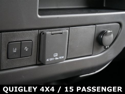 Used 2024 Chevrolet Express 3500 LT w/ LT Preferred Equipment Group image 20