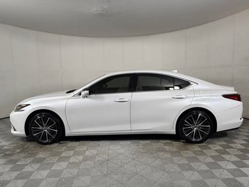 Used 2024 Lexus ES 350 w/ Premium Package FWD image 3