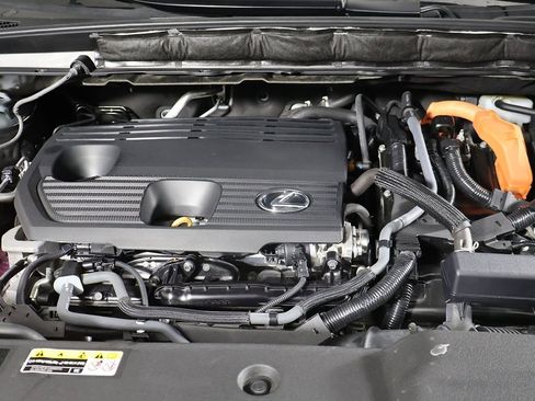 Used 2024 Lexus RX 350h w/ Cold Area Package image 18