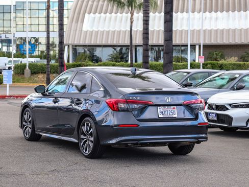 Used 2024 Honda Civic EX image 4