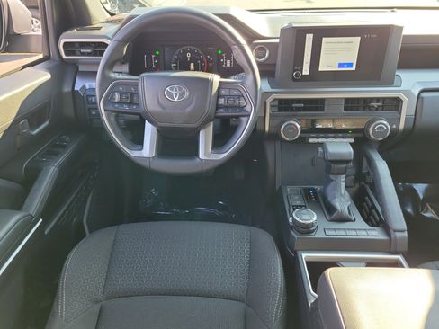 Used 2025 Toyota 4Runner SR5 image 10