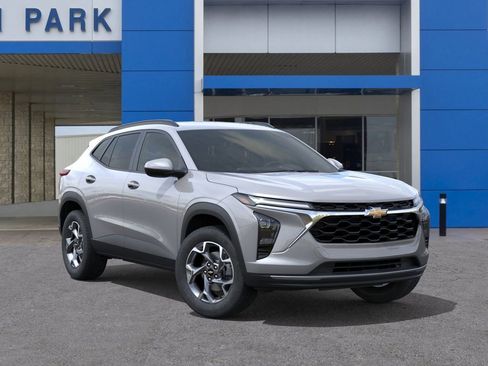 New 2026 Chevrolet Trax LT w/ LT Convenience Package image 7