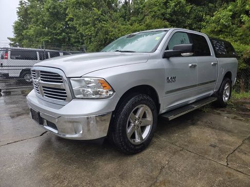 Used 2017 RAM 1500 Big Horn AWD/4WD image 3