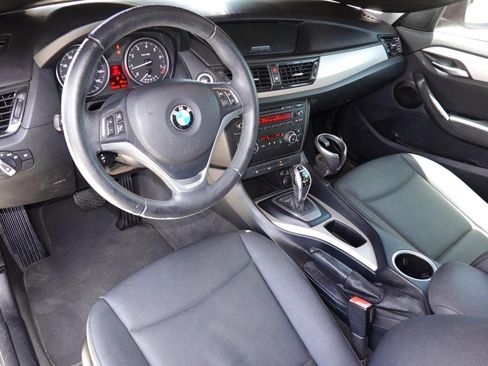 Used 2015 BMW X1 sDrive28i RWD image 16