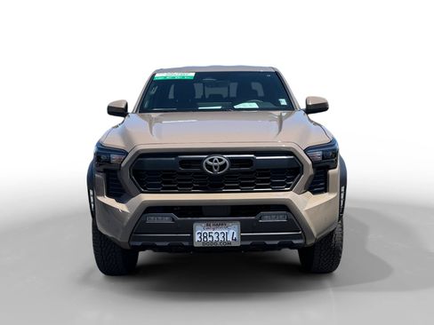 Used 2026 Toyota Tacoma TRD Off-Road w/ TRD Off Road Upgrade Package AWD/4WD image 8