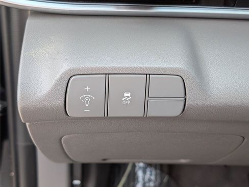 Used 2024 Hyundai Elantra SEL w/ Convenience Package FWD image 18