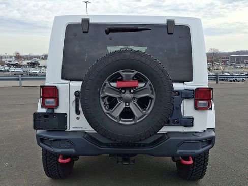 Used 2018 Jeep Wrangler Unlimited Rubicon image 5