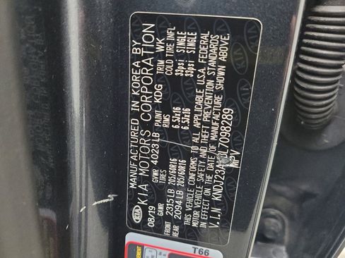 Used 2020 Kia Soul S FWD image 33
