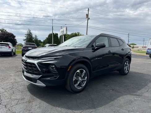 Certified 2024 Chevrolet Blazer LT w/ Convenience Package FWD image 1