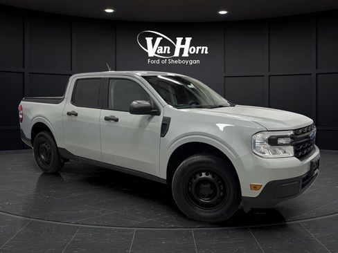 Used 2024 Ford Maverick XL image 1