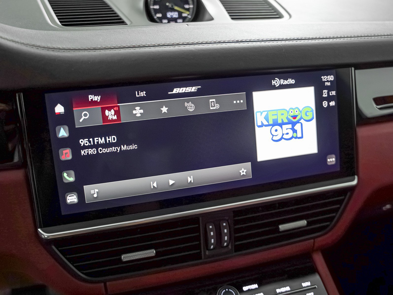 Certified 2023 Porsche Cayenne Coupe AWD/4WD image 21