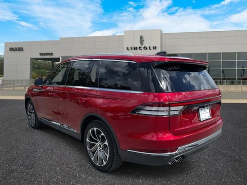 New 2025 Lincoln Aviator Reserve w/ Luxury Package image 5