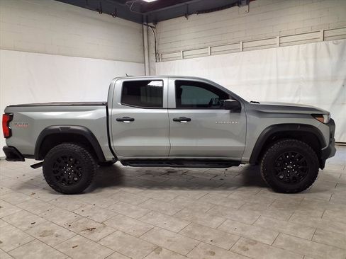 Used 2023 Chevrolet Colorado Trail Boss image 10