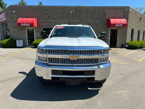 Used 2019 Chevrolet Silverado 2500 W/T w/ WT Convenience Package RWD image 2