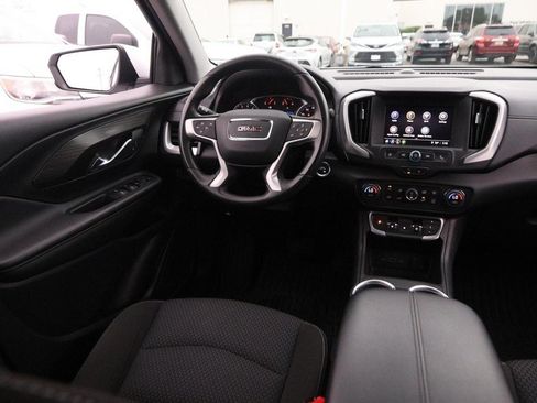 Used 2022 GMC Terrain SLE w/ Driver Convenience Package FWD image 22