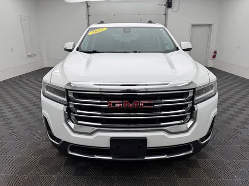 Used 2023 GMC Acadia SLT AWD/4WD image 14