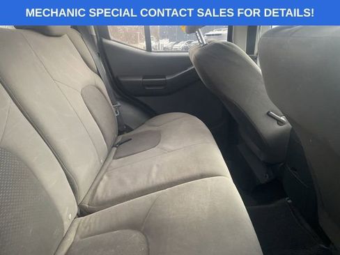 Used 2011 Nissan Xterra S w/ Protection Pkg image 11