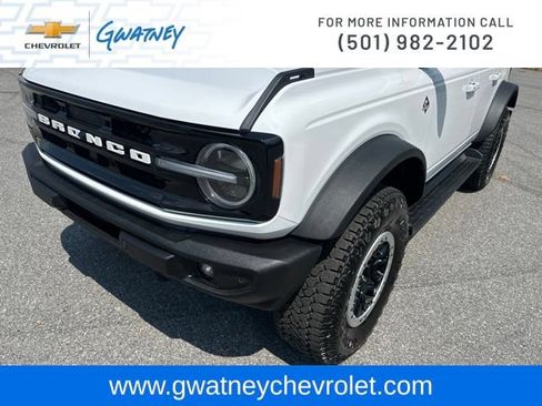 Used 2025 Ford Bronco Outer Banks w/ Sasquatch Package AWD/4WD image 14
