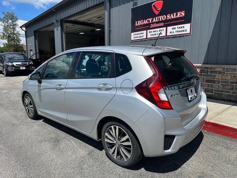Used 2015 Honda Fit EX image 3