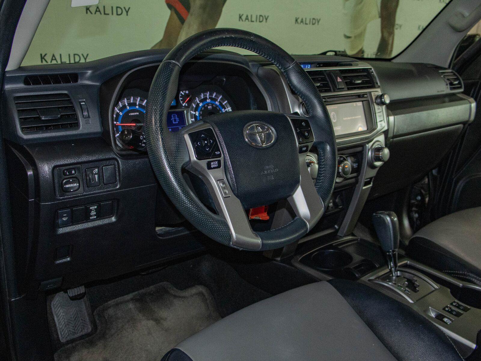 Used 2016 Toyota 4Runner SR5 Premium RWD image 6