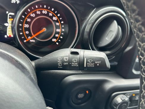 Used 2020 Jeep Wrangler Unlimited Sport AWD/4WD image 27
