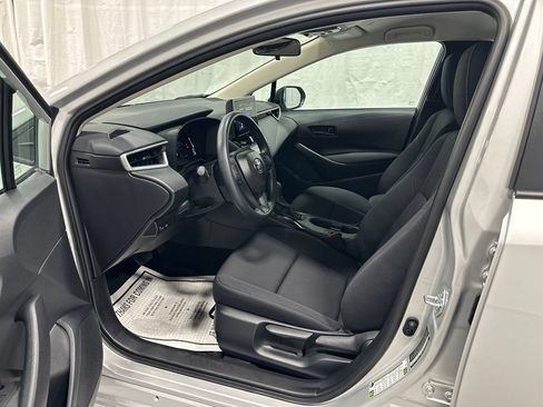 Used 2026 Toyota Corolla LE FWD image 10