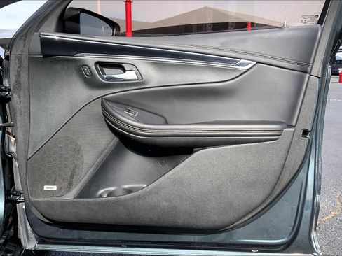 Used 2018 Chevrolet Impala Premier image 23