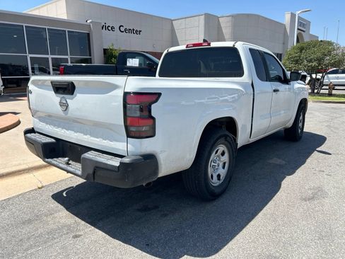 Used 2022 Nissan Frontier S RWD image 5