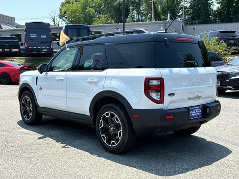 Certified 2025 Ford Bronco Sport Outer Banks w/ Outer Banks Tech Package+ AWD/4WD image 6