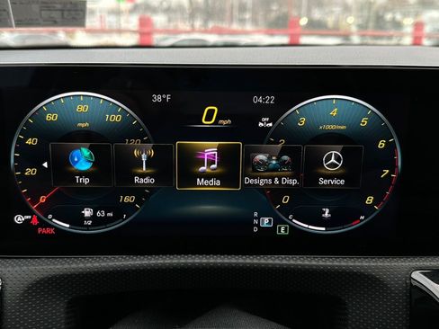 Used 2023 Mercedes-Benz CLA 250 4MATIC image 29