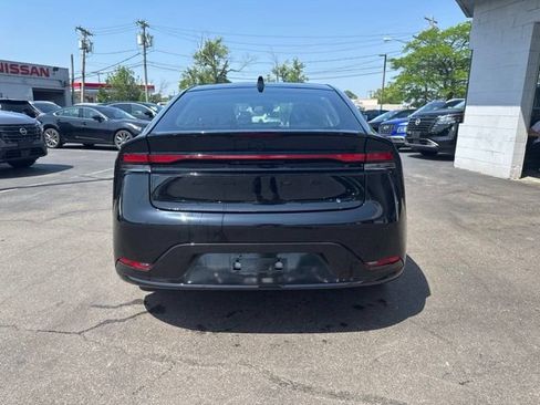 Used 2025 Toyota Prius AWD image 3