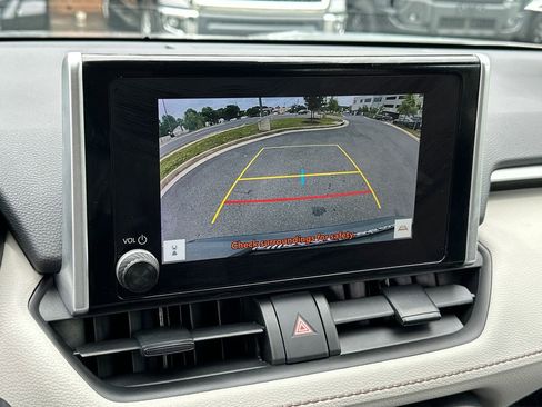Used 2023 Toyota RAV4 XLE w/ Convenience Package AWD/4WD image 29