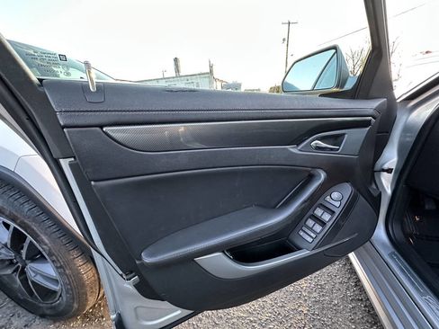 Used 2010 Cadillac CTS Sedan image 12