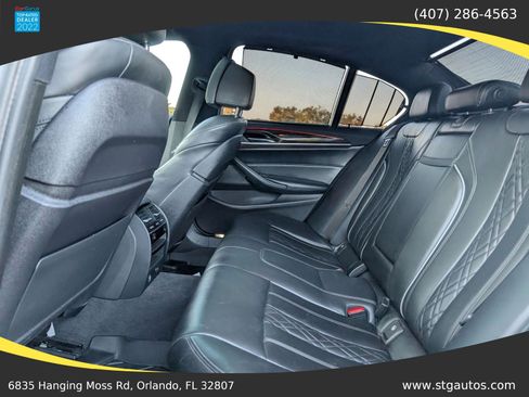 Used 2017 BMW 530i xDrive image 16