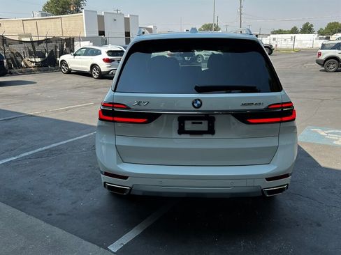 Used 2026 BMW X7 xDrive40i AWD/4WD image 6