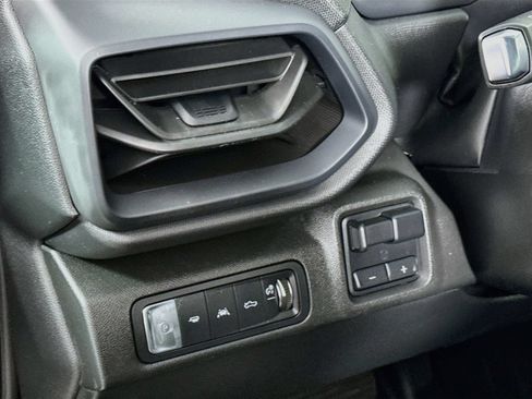 Used 2024 Chevrolet Silverado EV W/T AWD/4WD image 7