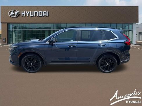 Used 2025 Honda CR-V Sport Touring image 2