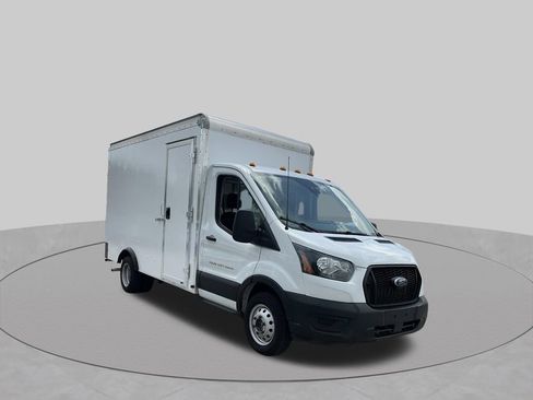 Certified 2022 Ford Transit 350 DRW RWD image 20