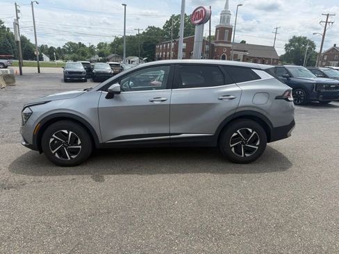 Certified 2024 Kia Sportage LX AWD/4WD image 5