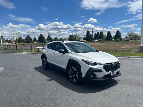 Used 2025 Subaru Crosstrek 2.5i Limited w/ Crosstrek Mirror Package AWD/4WD image 40