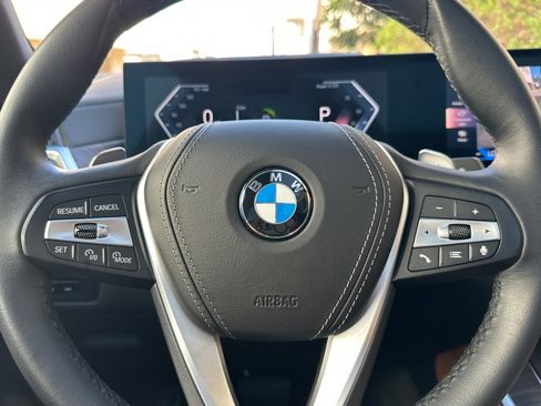 Used 2024 BMW X5 xDrive40i w/ Parking Assistance Package AWD/4WD image 23