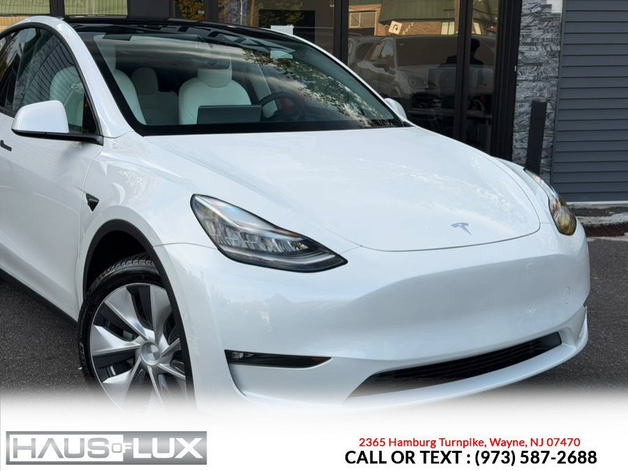 Used 2022 Tesla Model Y Long Range AWD/4WD image 2