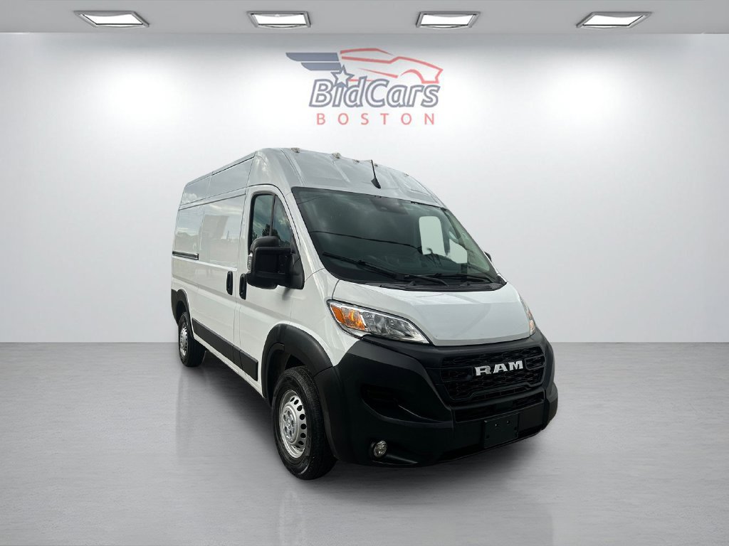 Used 2025 RAM ProMaster 2500 w/ Convenience Group FWD image 3