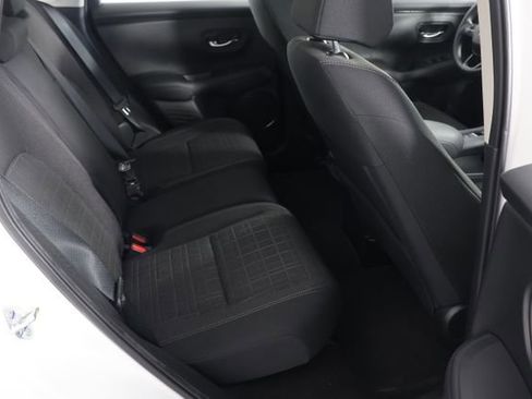 Certified 2025 Honda HR-V LX image 20